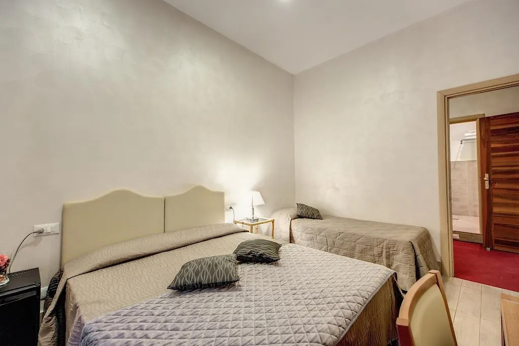 Amoroma Domus Bed & Breakfast Italy