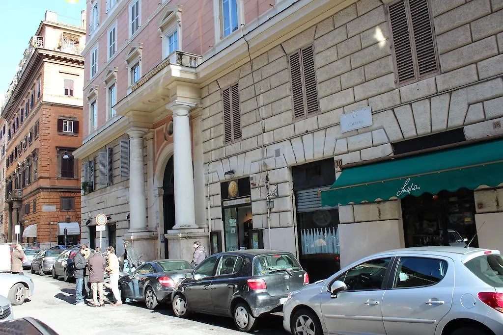 Amoroma Domus Bed & Breakfast Italy