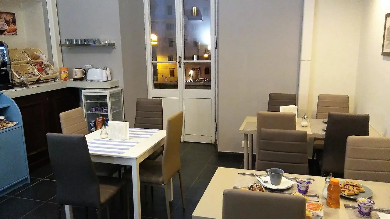 Amoroma Domus Bed & Breakfast Italy