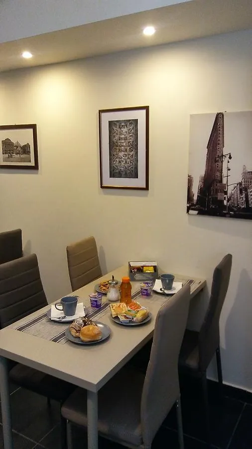 Amoroma Domus Bed & Breakfast