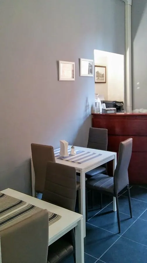 Amoroma Domus Bed & Breakfast Rome