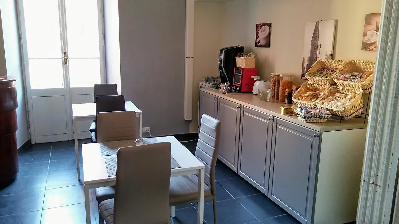 Amoroma Domus Bed & Breakfast