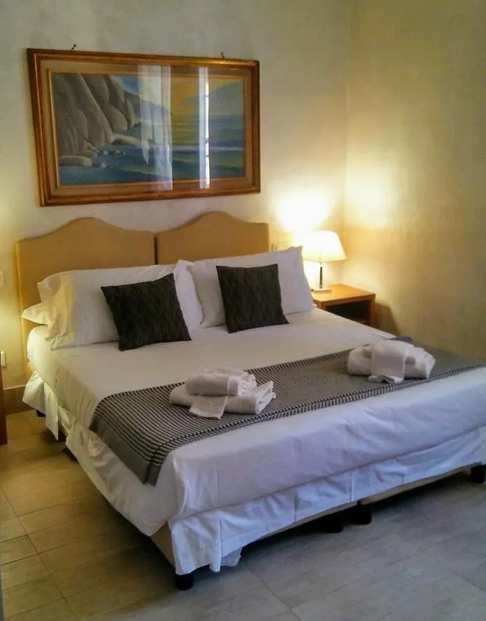 Amoroma Domus Bed & Breakfast 0*, Rome Italy